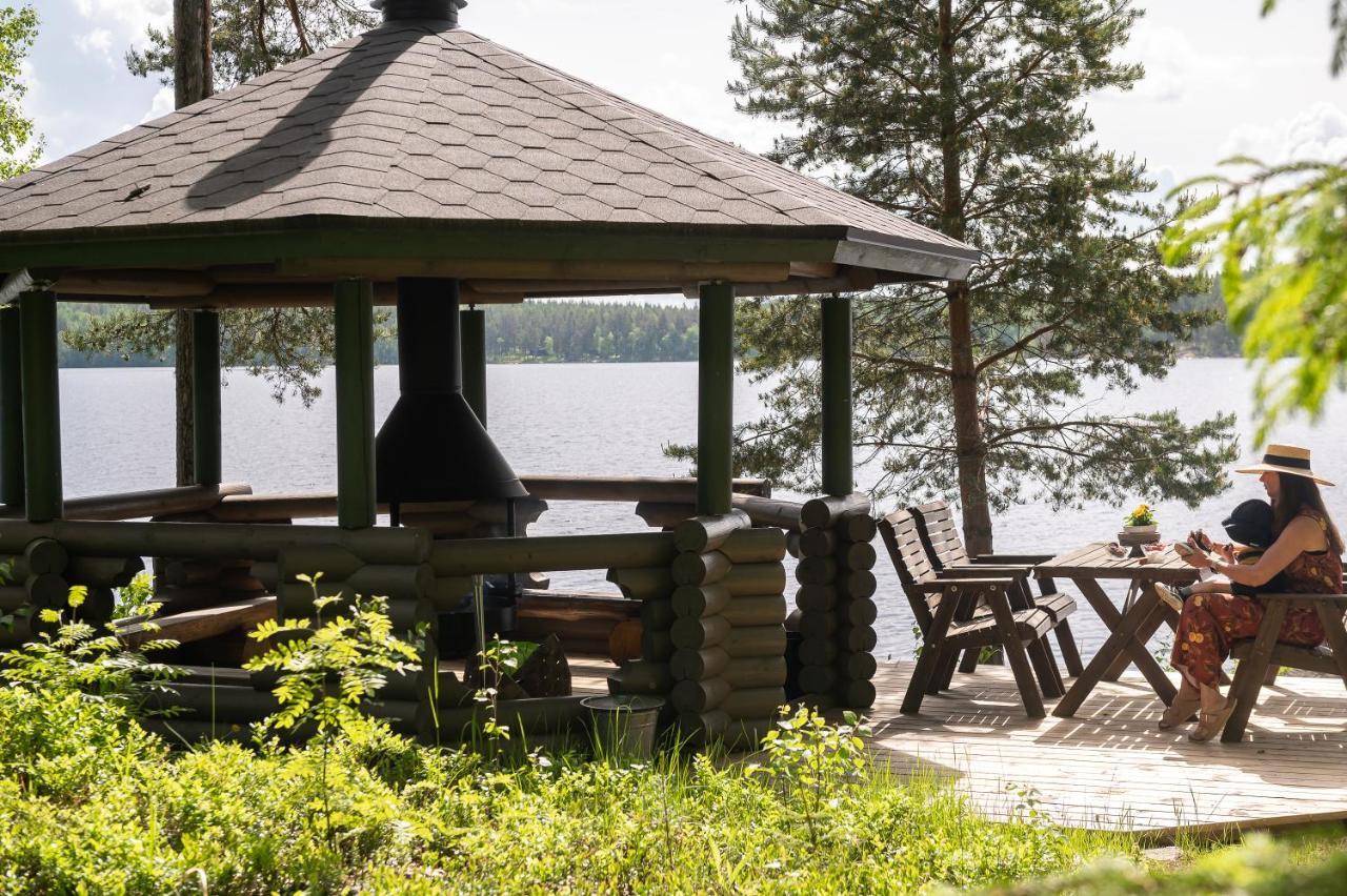 فندق Kujanpaeae | Paajoen Vuokramoekit Himos المظهر الخارجي الصورة