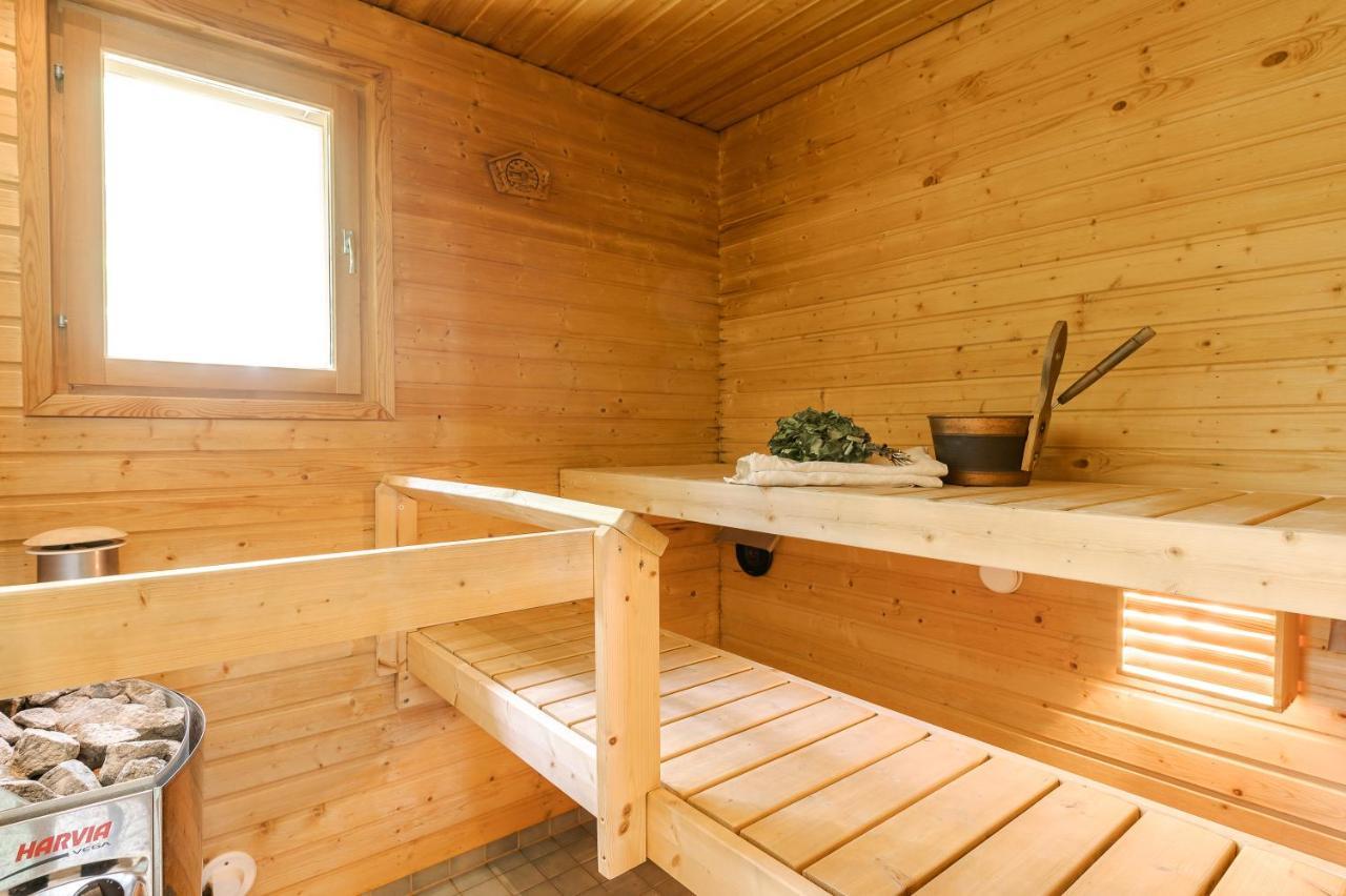 فندق Kujanpaeae | Paajoen Vuokramoekit Himos المظهر الخارجي الصورة