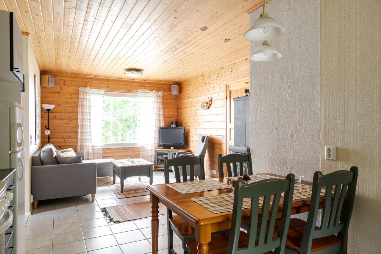 فندق Kujanpaeae | Paajoen Vuokramoekit Himos المظهر الخارجي الصورة